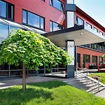 Oru Hub Hotel Tallinn - Handwritten Collection